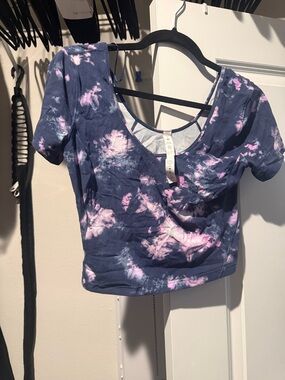 Navy & Pink Tie-Dye Scoop Neck Crop Top